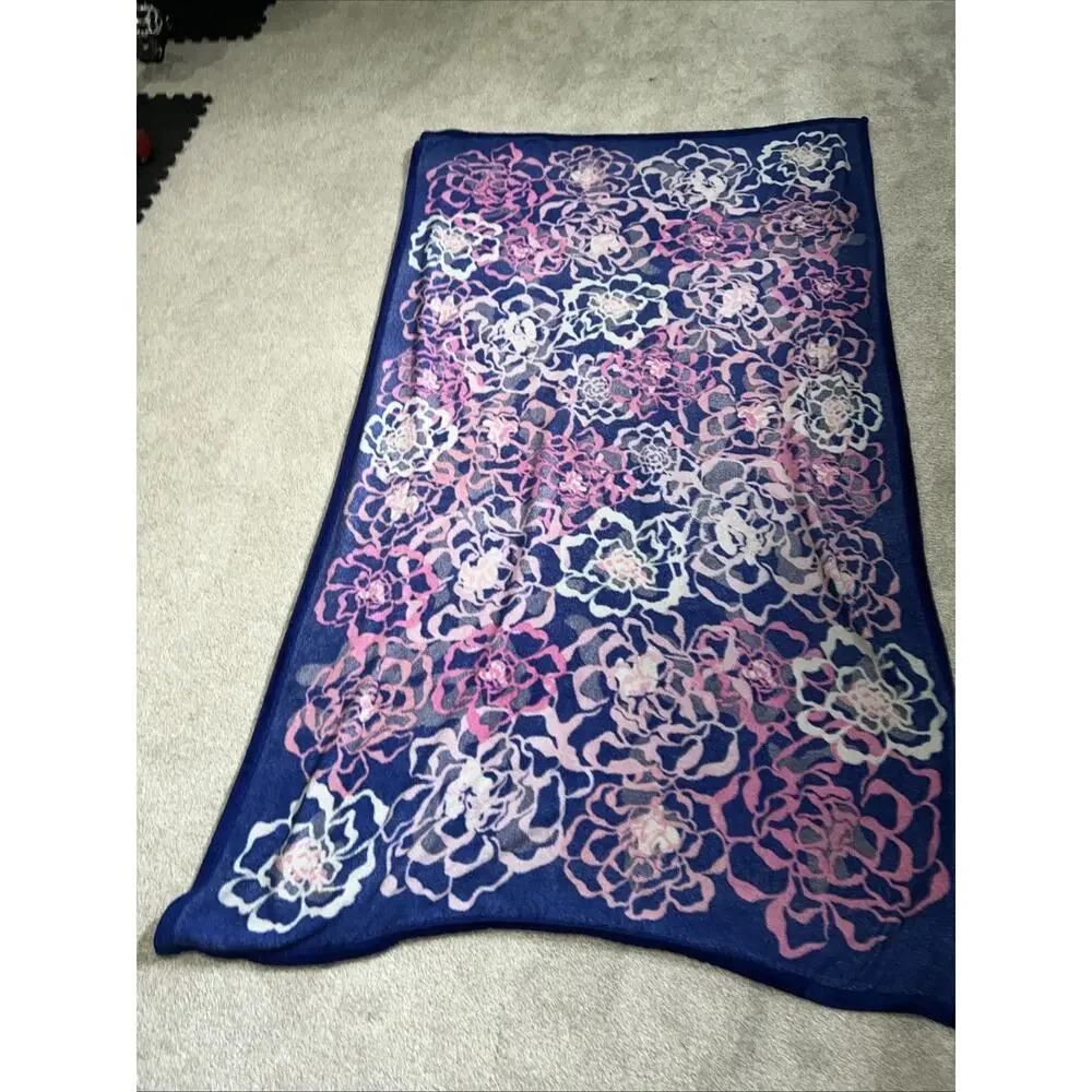 Vera Bradley Throw Blanket in Catalina Pink 80 x 50 Blue Floral Flowers Soft